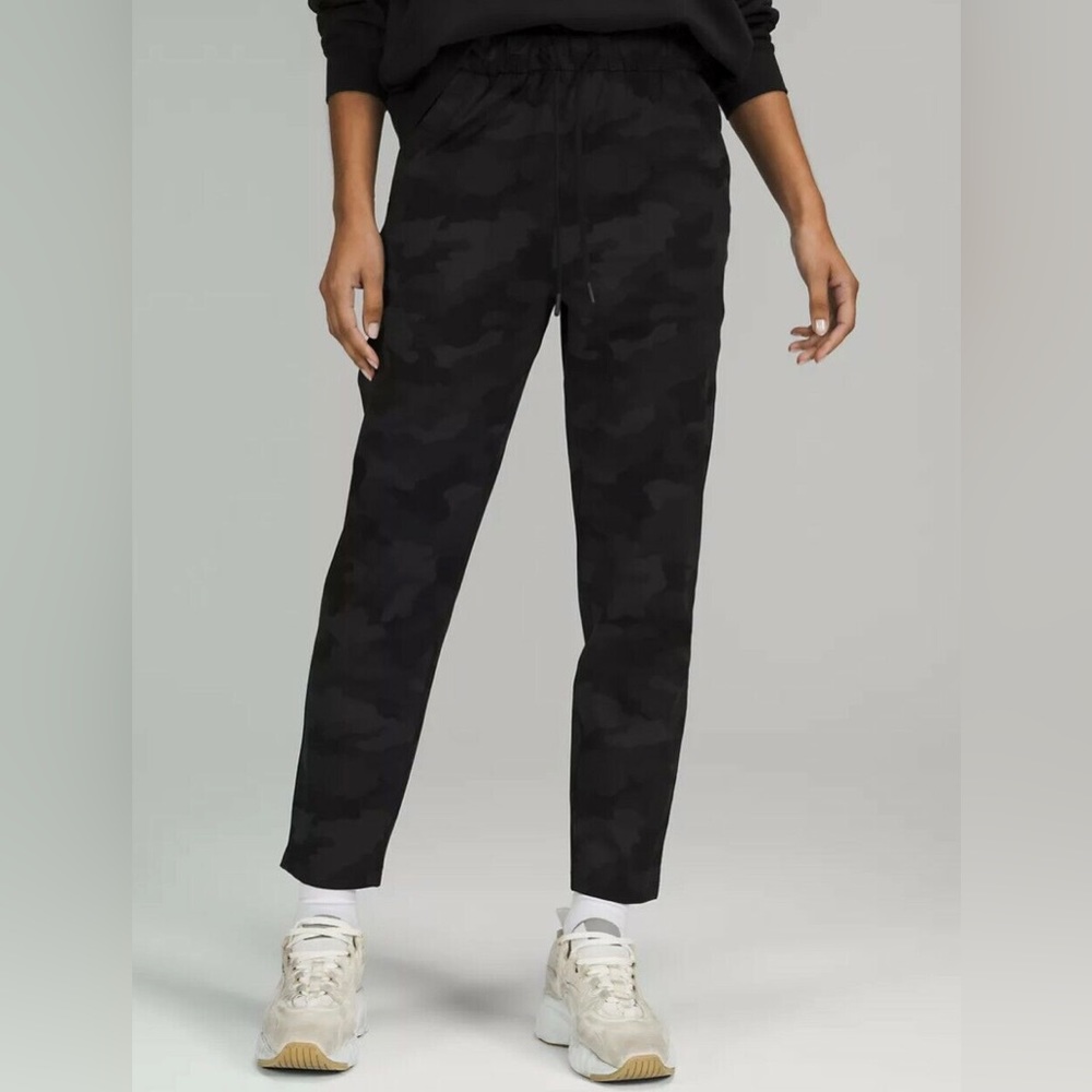 Lululemon Stretch High-Rise 7/8 Pant (Heritage Camo)